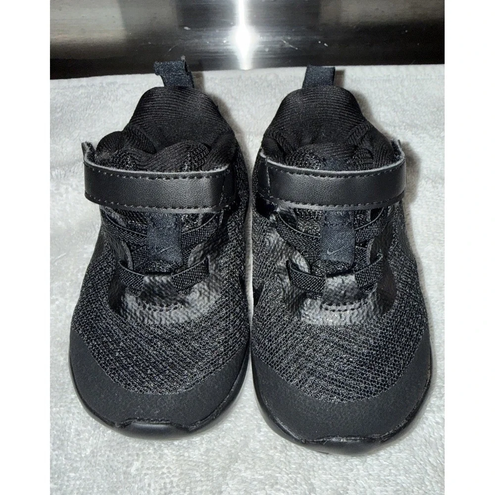 Nike Revolution 6 Baby Boy's Athletic Shoes Size 4C‎ Black